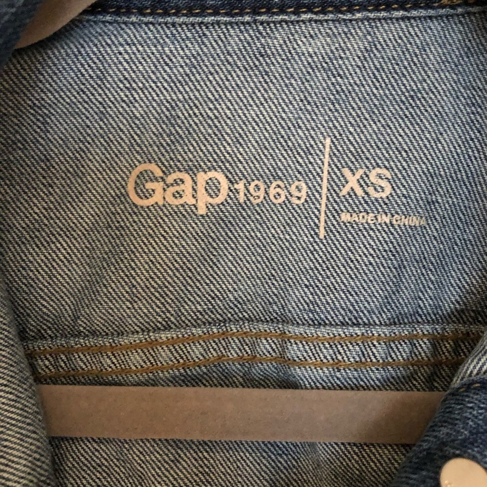 GAP Jean Jacket - Picture 3 of 3